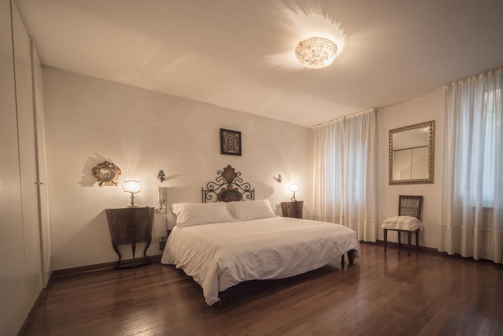Accademia Terrazza Apartment Venice Luaran gambar
