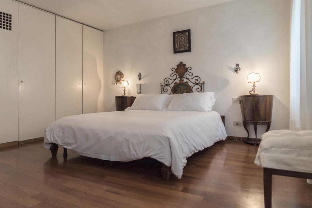 Accademia Terrazza Apartment Venice Luaran gambar