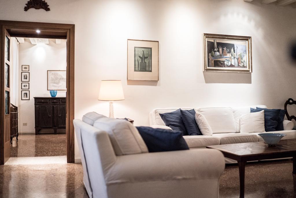 Accademia Terrazza Apartment Venice Luaran gambar