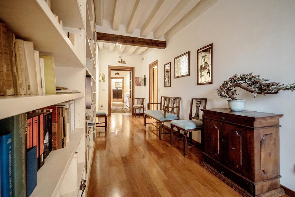 Accademia Terrazza Apartment Venice Luaran gambar